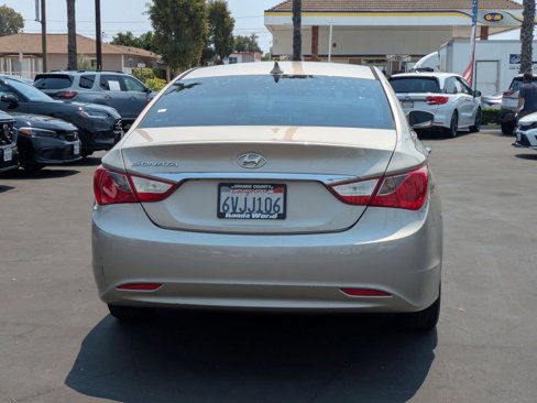 Used 2011 Hyundai Sonata GLS image 8