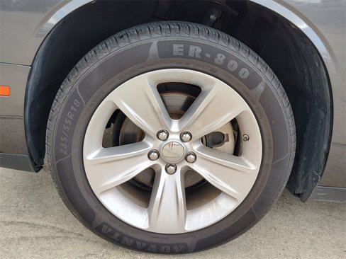 Used 2023 Dodge Challenger SXT image 15