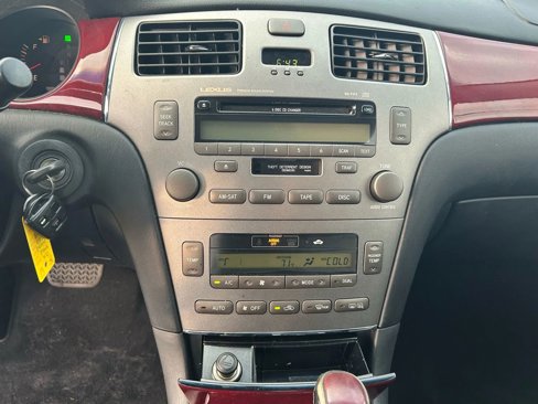 Used 2005 Lexus ES 330 image 25