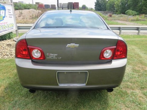 Used 2010 Chevrolet Malibu LT w/ HFV6 Engine Package image 6