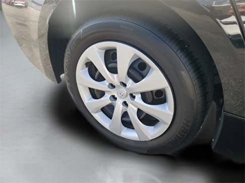 Used 2024 Toyota Corolla LE image 22