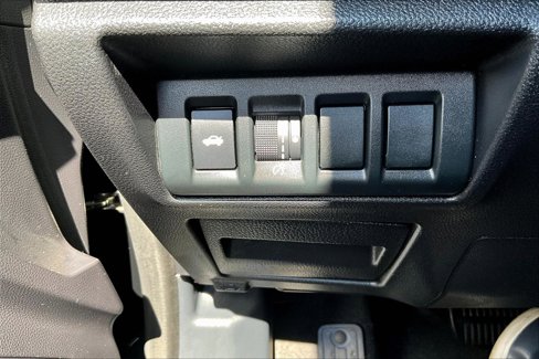 Used 2020 Subaru Legacy Premium image 29