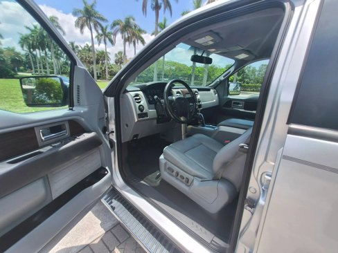 Used 2013 Ford F150 Lariat w/ Lariat Chrome Pkg image 10
