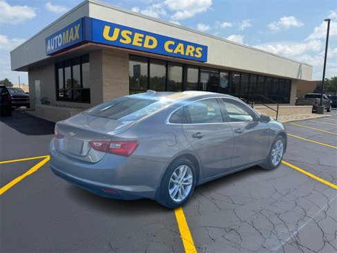 Used 2017 Chevrolet Malibu LT w/ Driver Confidence Package image 5
