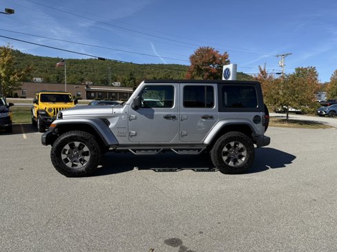 Used 2018 Jeep Wrangler Unlimited Sahara w/ Dual Top Group image 8