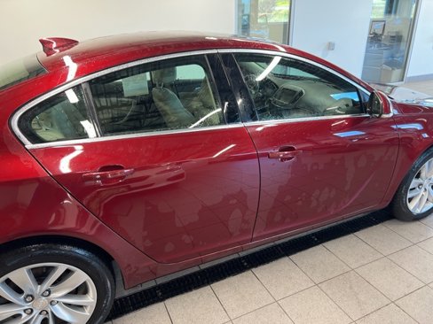 Used 2017 Buick Regal Premium w/ Driver Confidence Package #1 image 8