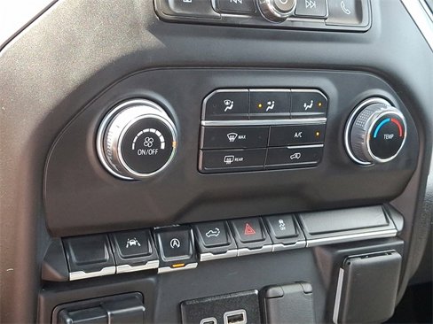 Used 2023 Chevrolet Silverado 1500 Custom image 16