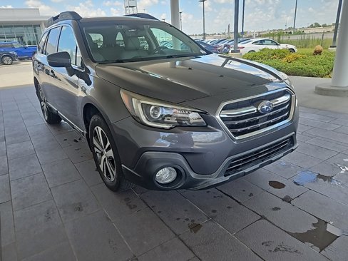 Used 2018 Subaru Outback 2.5i Limited image 5