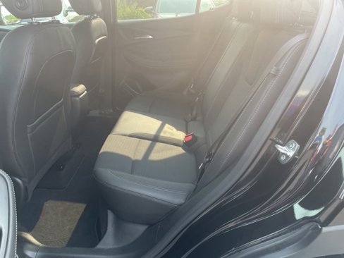 Used 2022 Buick Encore GX Preferred w/ Cold Weather Comfort Package image 18