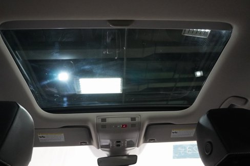 Certified 2023 Volkswagen Jetta SE w/ Panoramic Sunroof Package image 19