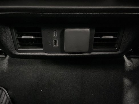 New 2025 GMC Sierra 1500 Elevation image 21