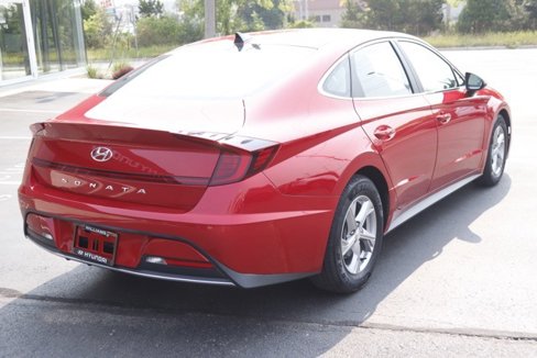 Used 2021 Hyundai Sonata SE image 3