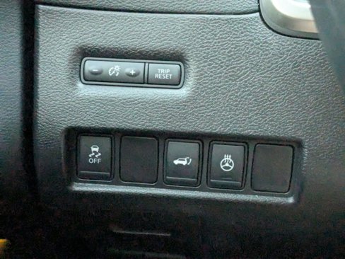 Used 2015 Nissan Murano Platinum image 12