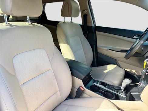 Used 2017 Hyundai Tucson SE image 30