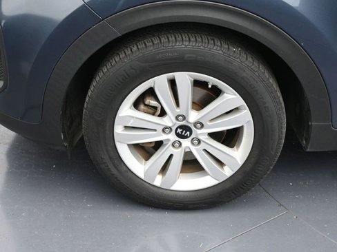 Used 2017 Kia Sportage LX image 17
