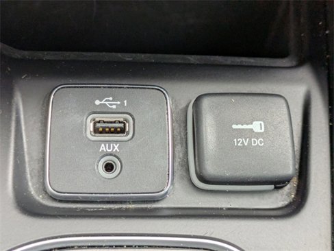 Certified 2023 Jeep Cherokee Altitude Lux image 21