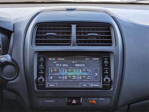 Used 2018 Mitsubishi Outlander Sport ES image 18
