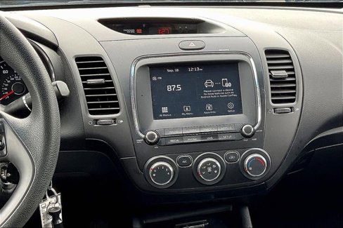 Certified 2018 Kia Forte LX w/ LX Popular Package image 9