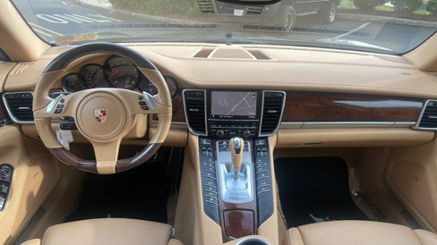 Used 2011 Porsche Panamera 4 image 43
