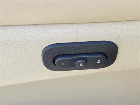 Used 2020 Jeep Grand Cherokee Overland image 13