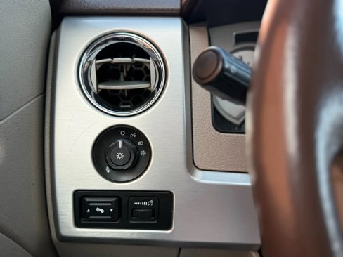 Used 2010 Ford F150 Platinum image 22