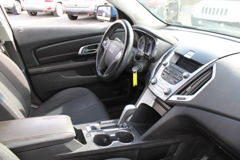 Used 2010 GMC Terrain SLE image 12
