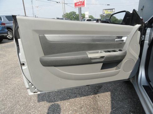 Used 2008 Chrysler Sebring Touring image 11