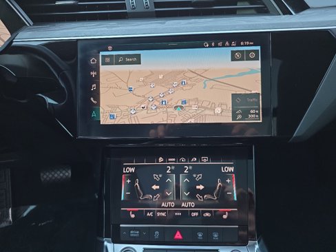 Used 2021 Audi e-tron Premium w/ Convenience Plus Package image 57