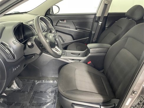 Used 2012 Kia Sportage LX image 3