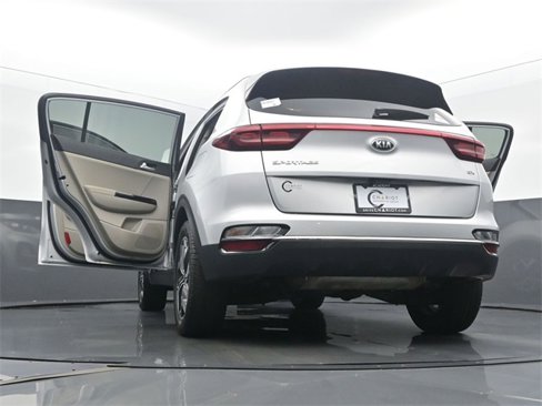 Used 2020 Kia Sportage EX image 60
