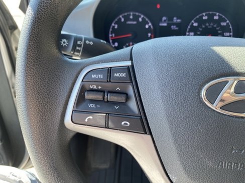 Used 2018 Hyundai Accent SE image 24