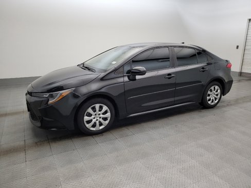 Used 2021 Toyota Corolla LE w/ Carpet Mat Package (TMS) image 2