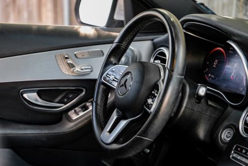 Used 2020 Mercedes-Benz C 300 Sedan image 16