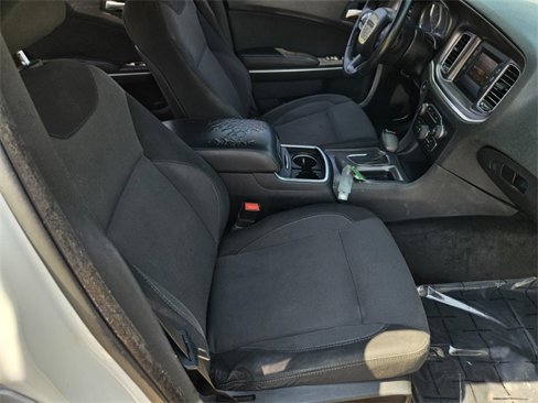 Used 2016 Dodge Charger SE image 33