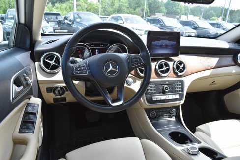Used 2019 Mercedes-Benz GLA 250 image 7