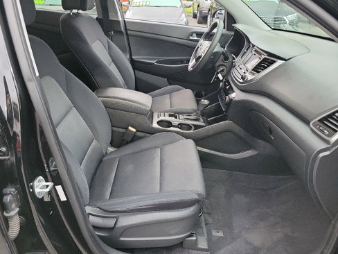 Used 2016 Hyundai Tucson SE w/ Option Group 02 image 16