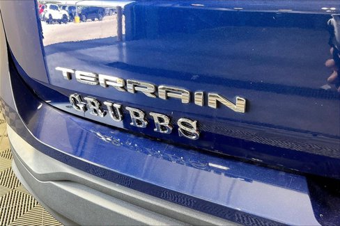 Used 2022 GMC Terrain SLE image 41