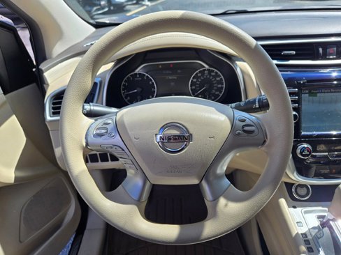 Used 2015 Nissan Murano S w/ Navigation Package image 32