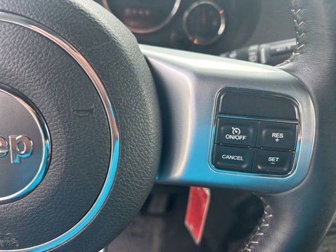 Used 2016 Jeep Wrangler Unlimited Rubicon image 19