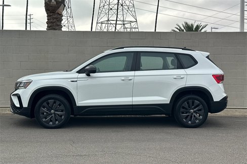 Used 2022 Volkswagen Taos S w/ IQ Drive S Package image 9