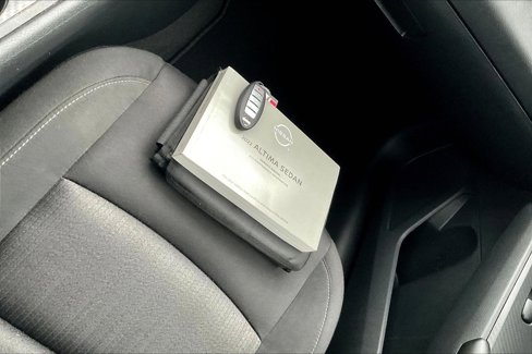 Used 2022 Nissan Altima 2.5 S image 13