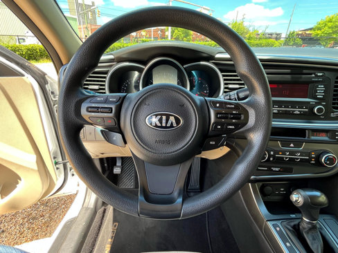 Used 2015 Kia Optima LX image 24