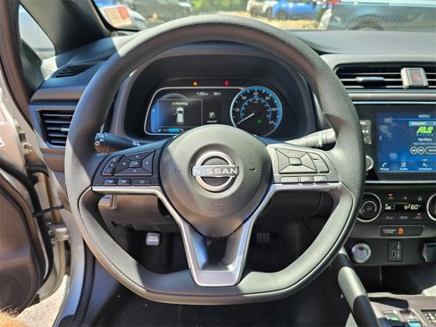 New 2025 Nissan Leaf S image 10