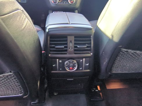 Used 2018 Mercedes-Benz GLS 550 4MATIC image 32
