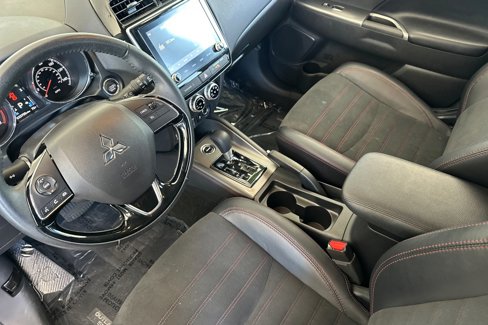 Used 2024 Mitsubishi Outlander Sport SE image 10