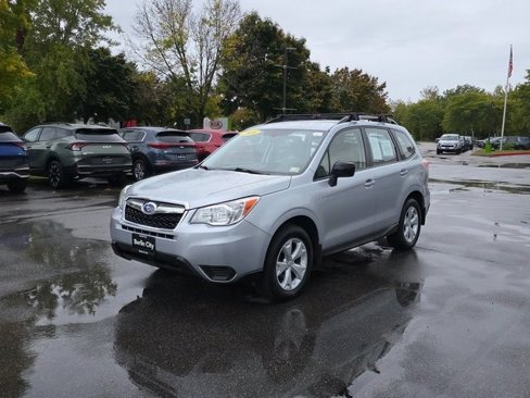 Used 2016 Subaru Forester 2.5i w/ Alloy Wheel Package image 4