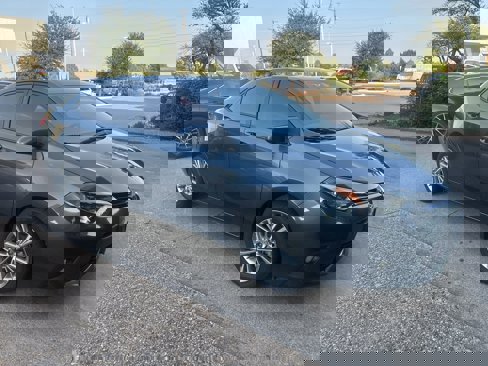 Used 2014 Toyota Corolla image 3