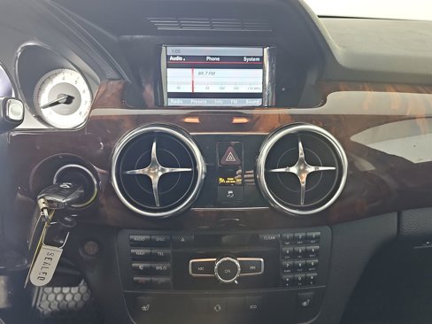 Used 2013 Mercedes-Benz GLK 350 4MATIC image 23