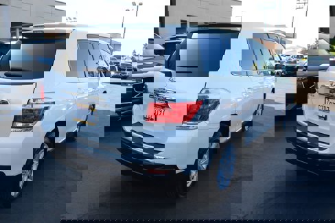 Used 2013 Toyota Highlander FWD image 7