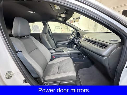 Used 2019 Honda HR-V Sport image 6